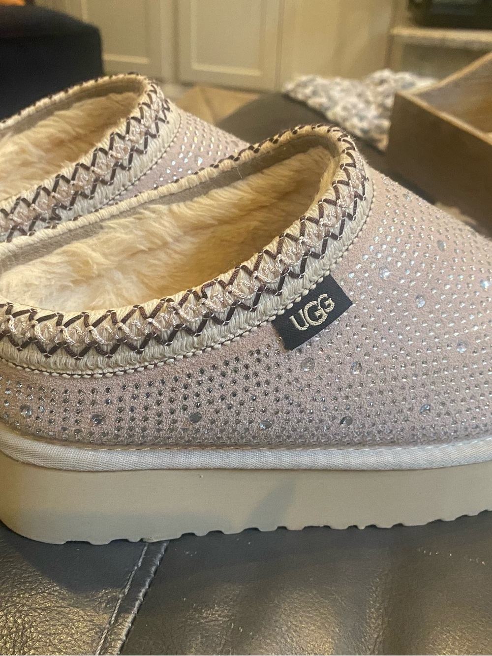 UGG Womens Sparkle Cozy Slip-On Slippers